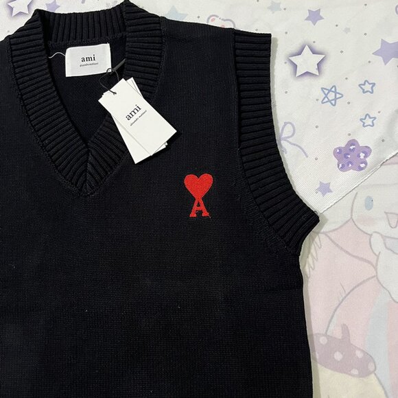 Ami Paris Black V-Neck Knit Vest - Picture 3 of 6